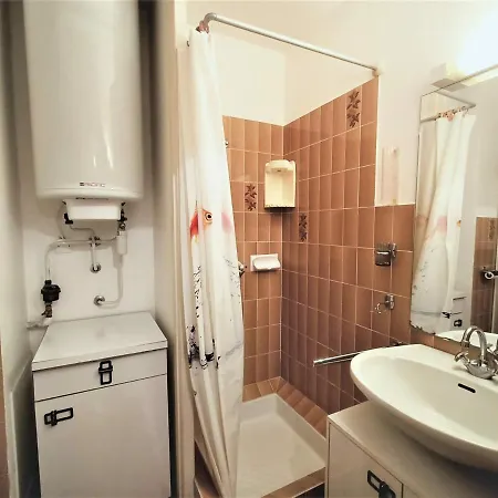 Lumineux Et Fonctionnel Avec Balcon Et Garage, Proche Centre-ville Et Thermes A ! - Fr-1-555-1 דירה אקס-לה-באינס